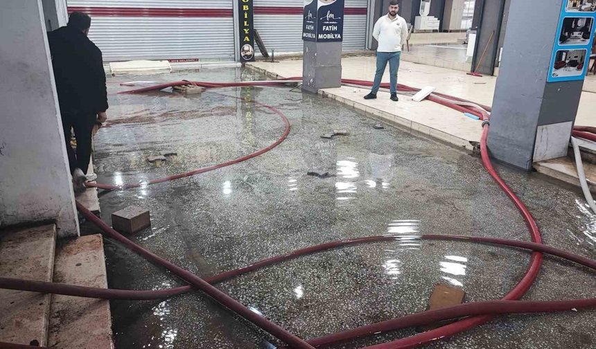 27 Yıldır Bitmeyen Çile! Adana’da Esnaf İsyanda