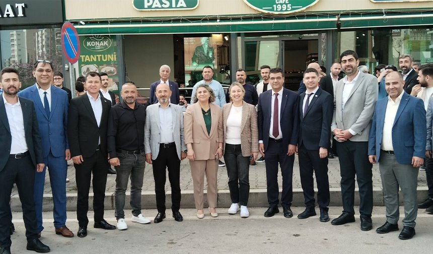 Anahtar Parti Çukurova’da Güven Tazeledi: Umut Şimşir Seçildi!
