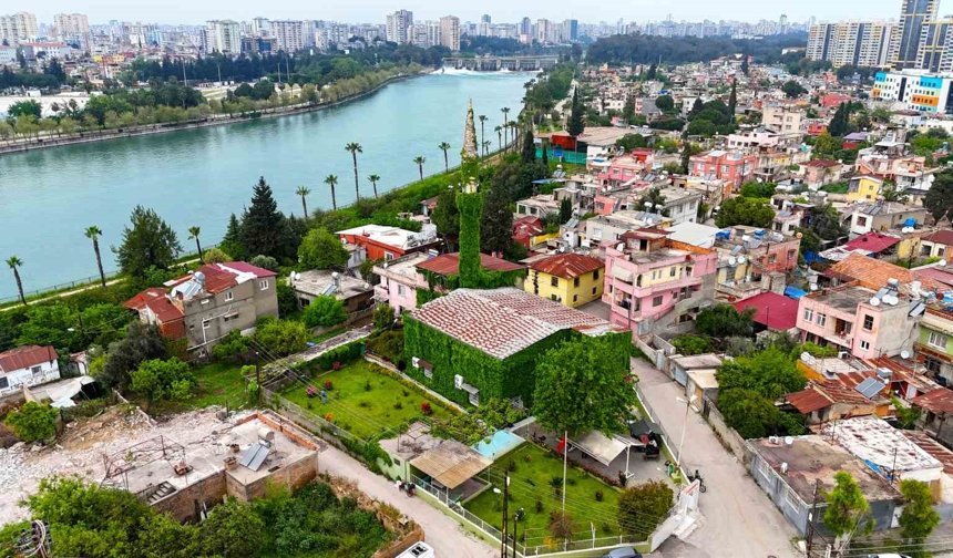 Dizi Setlerini Aratmayan Cami: Gören Hayran Kalıyor!