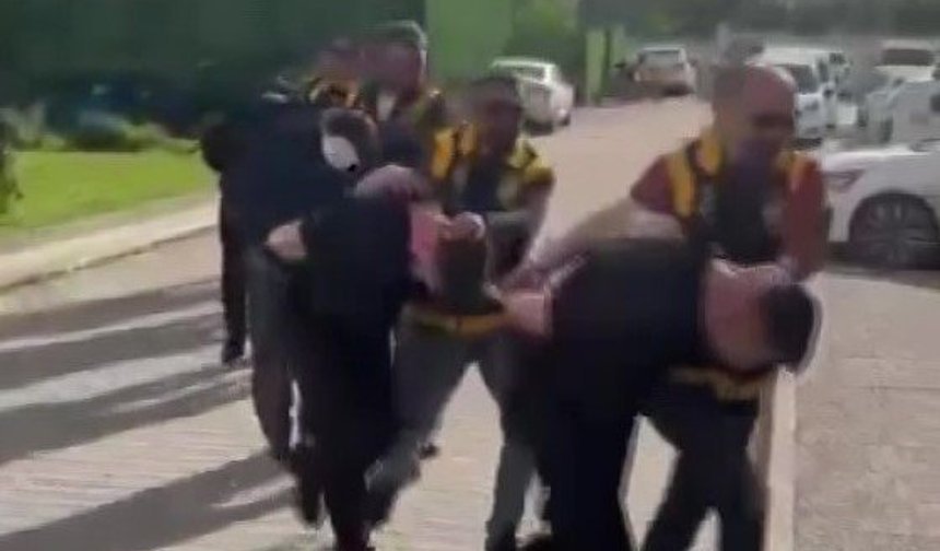 Adana’da Korku Dolu Anlar: Ortaokul Yanında Silahlı Dehşet