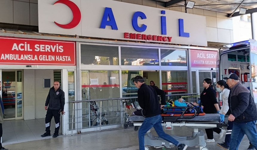 İşçi Servisi Devrildi! 15 Kişi Yaralandı