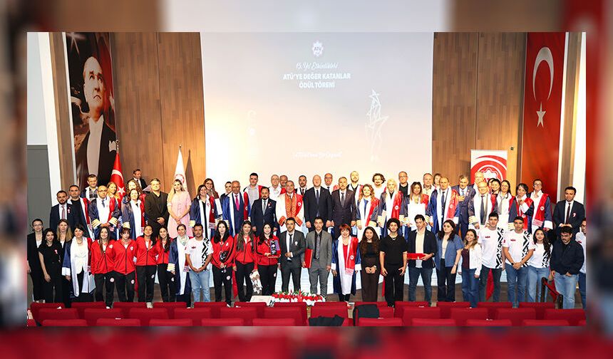 ATÜ’de 15. Yıl Coşkusu! Dikkat Çeken Tören