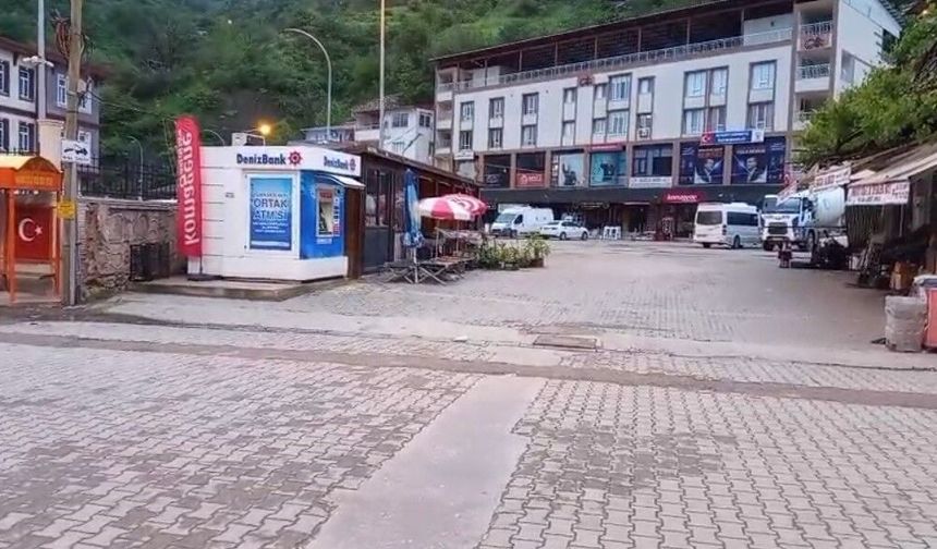 Belediye Başkanı İlk Kez Konuştu: “Şiddetli Sayılabilecek Bir Sarsıntıydı”