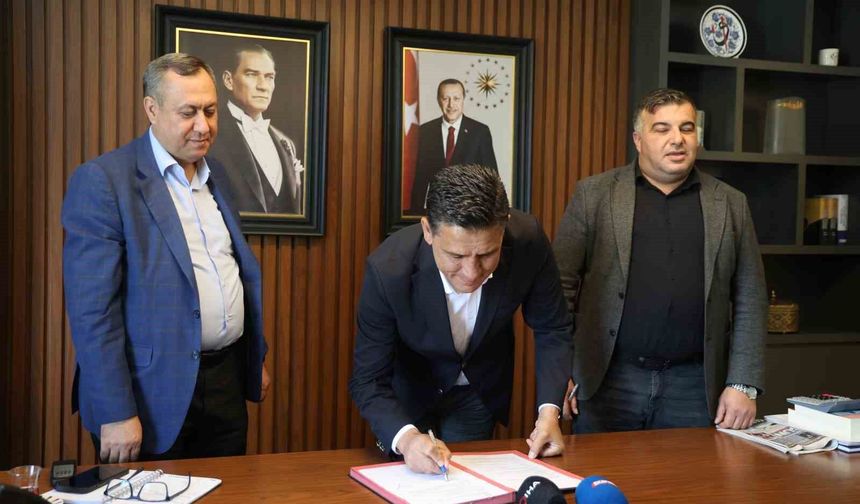 Kozan’a Dev Sosyal Proje! Yeni Taziye Evi İçin İmzalar Atıldı