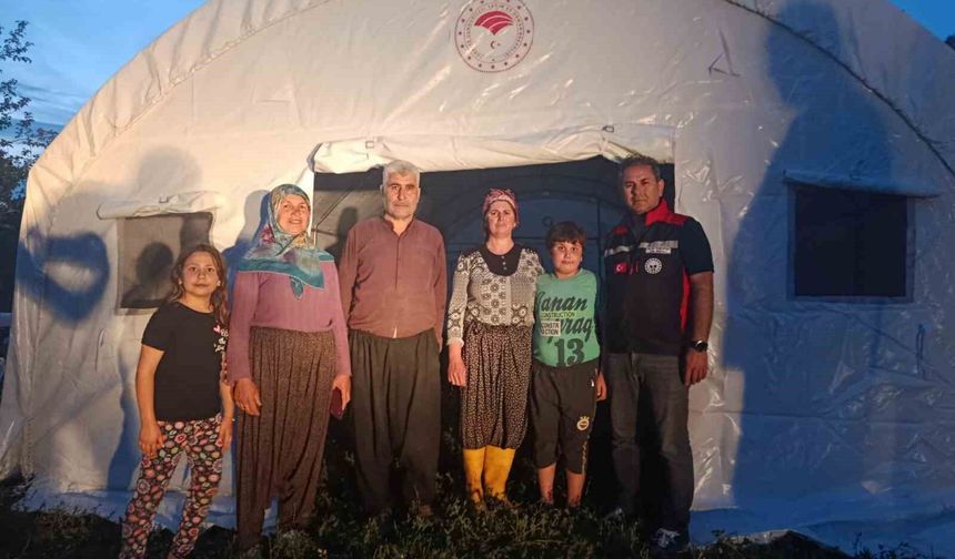 Adana’da Selin Yaraları Sarılıyor: Ahırlar Yıkıldı, Çadırlar Kuruldu