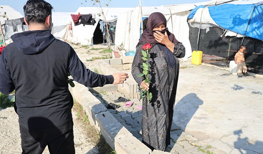 Para Etmeyen Güller, Mevsimlik İşçi Annelerin Yüzünü Güldürdü