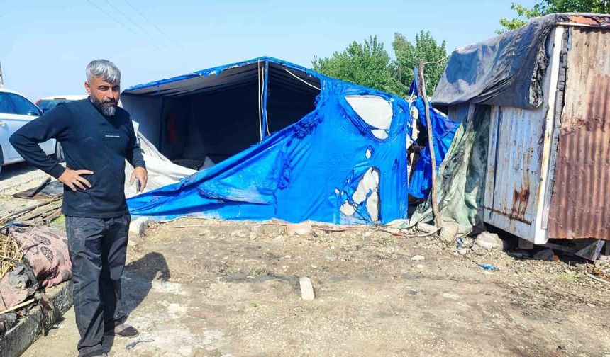 Gece Yarısı Korku Dolu Anlar: Çadırlar ve Konteynerler Küle Döndü