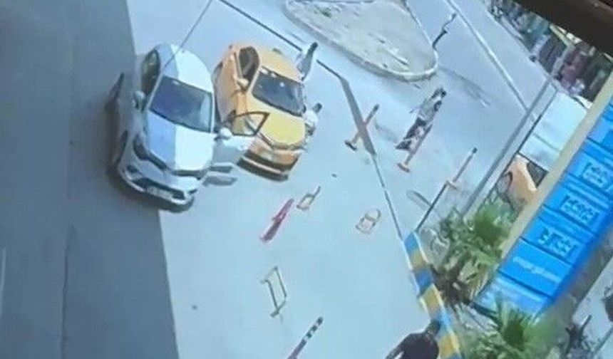 Adana’da Yol Verme Kavgası Dehşeti! Taksiciye 5 Bıçak Darbesi