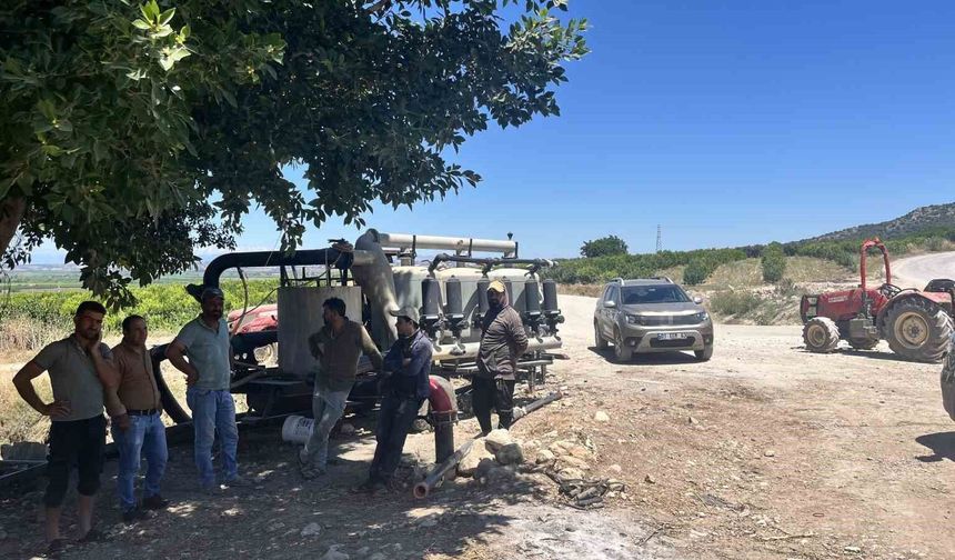 Adana'da Çiftçinin İsyanı! 7 Aydır Su Yok, Limon Bahçeleri Kuruyor
