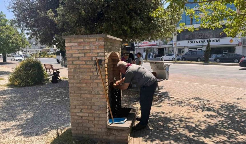 Adana 40 Dereceyi Gördü!