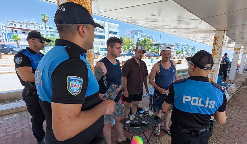 Ölüme Kulaç Attılar!