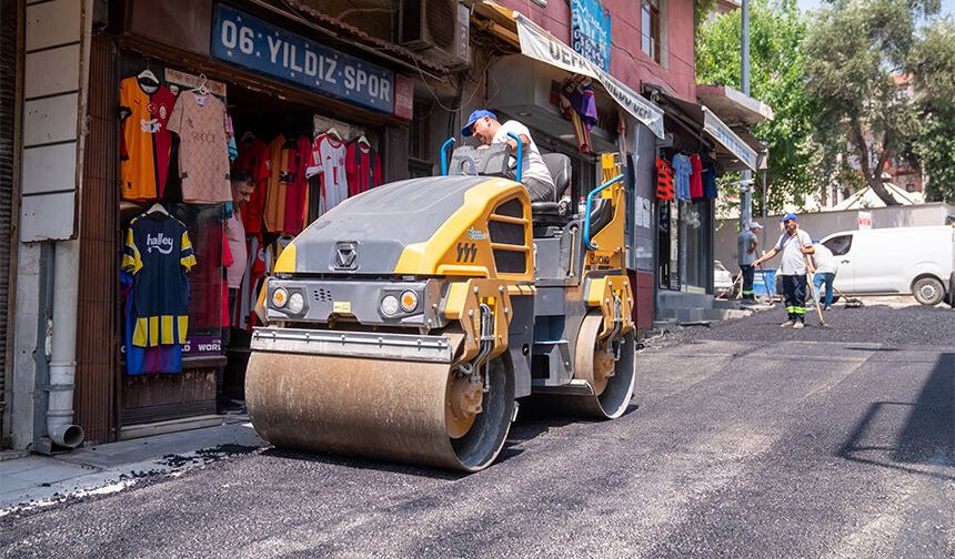 Seyhan’da Asfalt Atağı! Mahalle Mahalle Yollar Yenileniyor