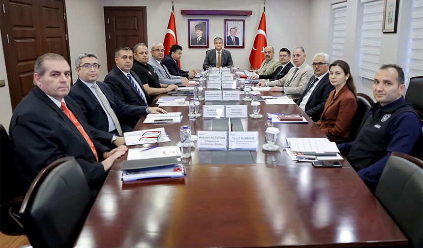 Adana'da Kamu ve STK'lar Tek Çatı Altında! Vali Yavuz'dan Dikkat Çeken Proje
