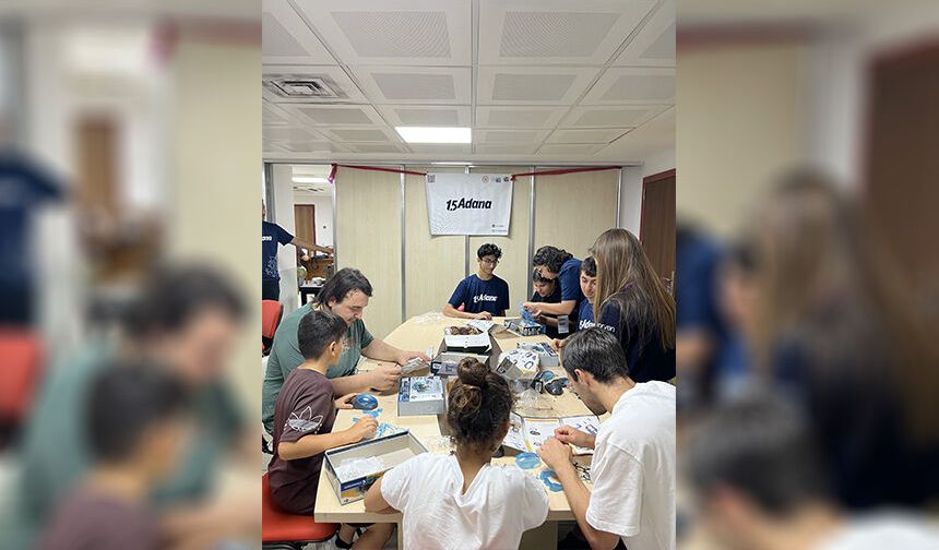 Çukurova Üniversitesi Öğrencilerinden Yürek Isıtan Teknoloji Atölyesi