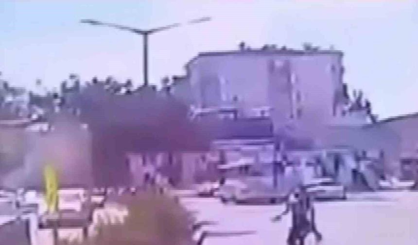 Adana'da Kahreden Kaza! 23 Yaşındaki Genç Kadının Son Anları Kamerada