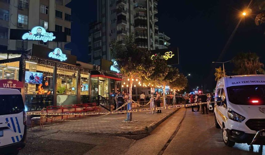 Adana'da Kebapçıya Kurşun Yağdı! Yemek Yerken Vuruldular
