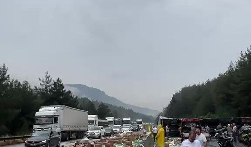 Adana-Pozantı Otoyolunda Tır Devrildi! Ulaşım Durma Noktasına Geldi