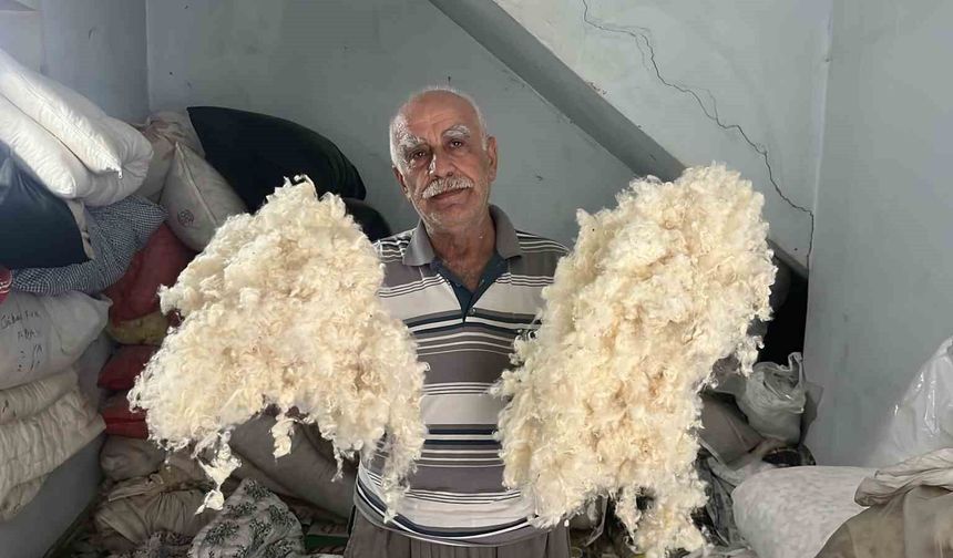 Adana'da 52 Yıllık Usta Mesleğin Sonunu Görüyor: "Çocuğuma Bile Öğretemedim"