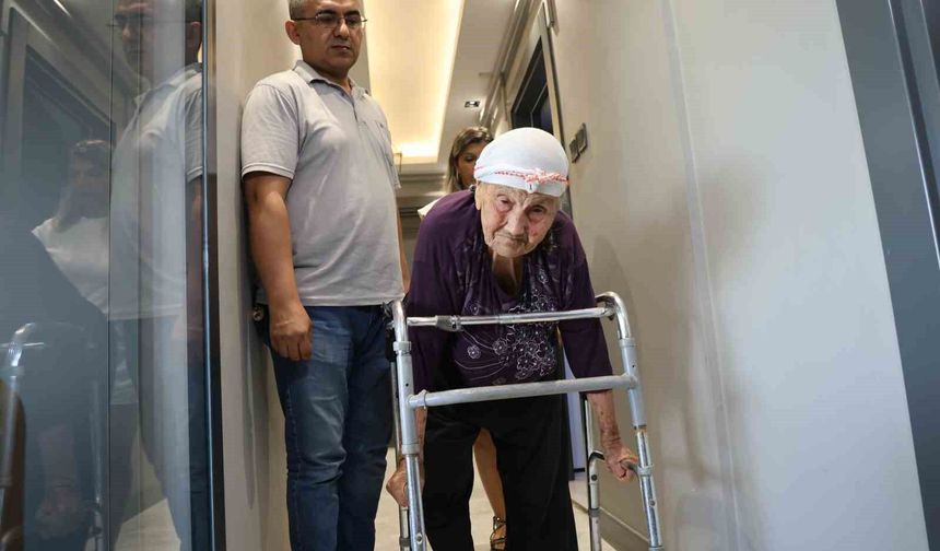 Adana'da 95 Yaşındaki Kadının Feryadı: "Malım Da Canım Da Gitti!"