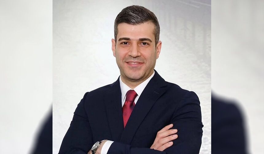 AK Parti Adana Teşkilatları Ankara Yolunda! 25. Yıl Coşkusu İçin Yola Çıktılar