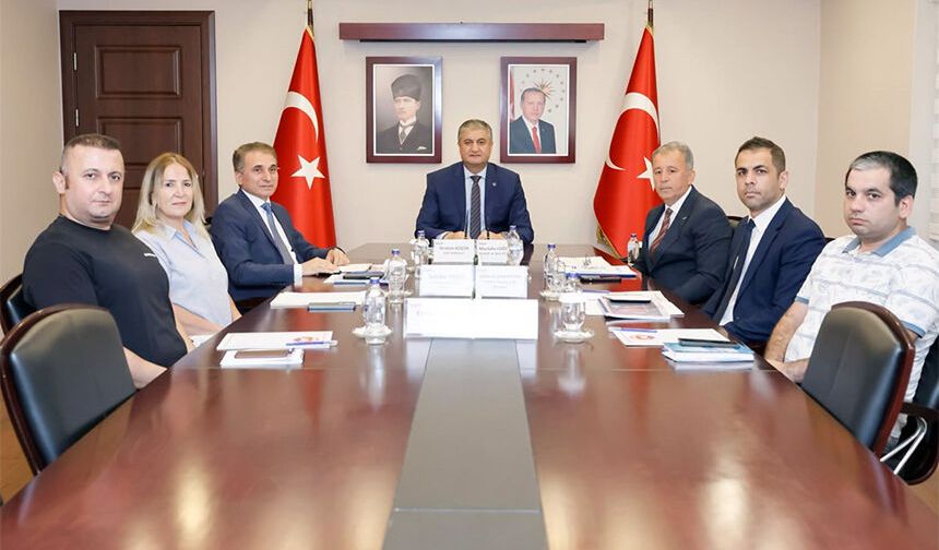 Adana'da Spor Yatırımları İçin Kritik Toplantı! Yeni Projeler Masaya Yatırıldı