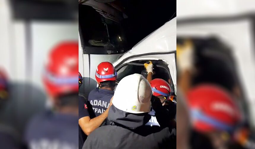 Eve Dönüş Yolunda Facia: 1 Ölü, 14 Yaralı