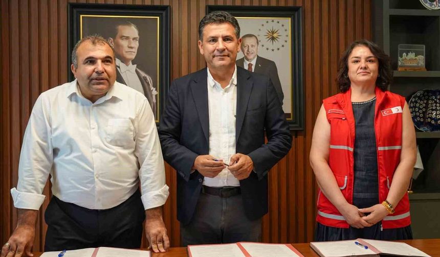 Adana’da 500 Öğrenciye Büyük Eğitim Desteği!