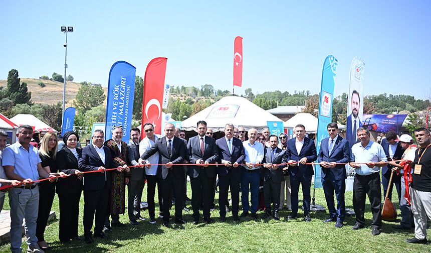 MHP Adana İl Başkanı Hakan Yıldırım Ahlat’ta! Malazgirt Zaferi’nin Coşkusu Başladı