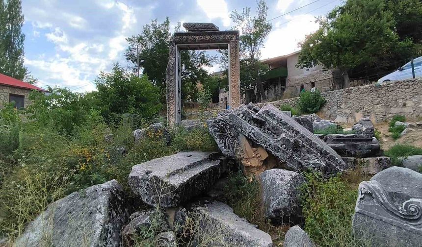Adana'nın Saklı Tarih Hazinesi: Binlerce Yıllık Kalıntılar Arasında 150 Yıllık Göç Hikayesi