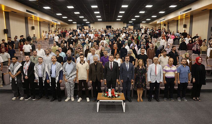 Çukurova Üniversitesi Bilim İletişimi Ofisinden Gazze İçin Bilim Kafe Etkinliği
