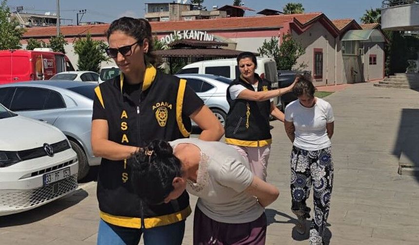 3 Ay Önce Milyonluk Hırsızlık Yaptıkları Eve Yeniden Geldiler!