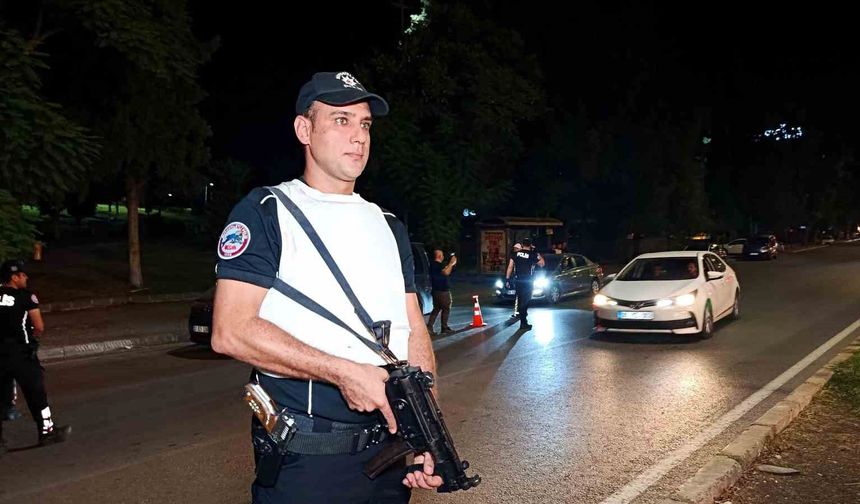 Adana’da Huzur Uygulaması: 47 Kişi Yakalandı, Milyonlarca Lira Ceza Kesildi