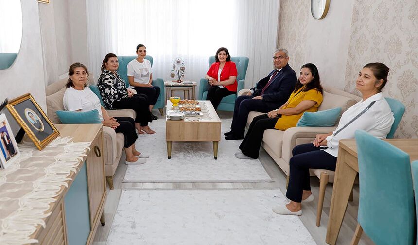 Süreyya Yavuz’dan Şehit Ailelerine Anlamlı Ziyaret