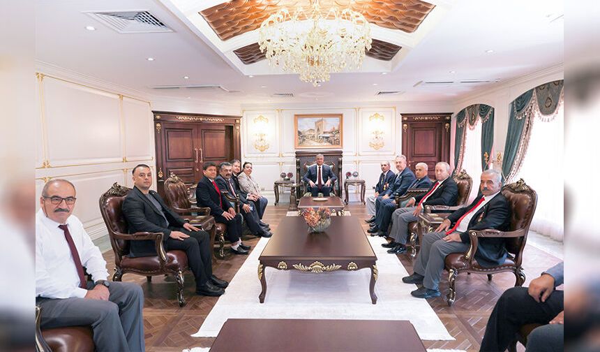 Vali Mustafa Yavuz Şehit Ve Gazi Derneklerini Ağırladı