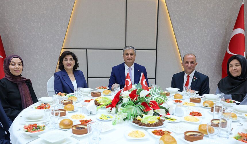 Vali Yavuz’dan Gazilere: “Devletimiz, Her Zaman Sizlerin Yanında Olacak”