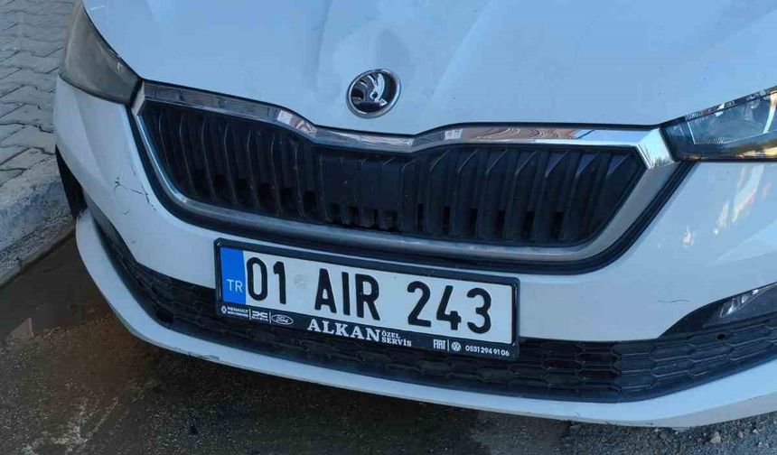 Adana’da Öğretmenin Aracına Molotoflu Saldırı!