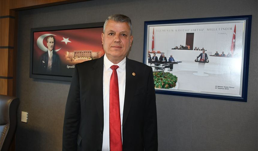 Ayhan Barut’tan 29 Ekim’de Sert Mesaj: “AKP’ye Boyun Eğmiyoruz!”