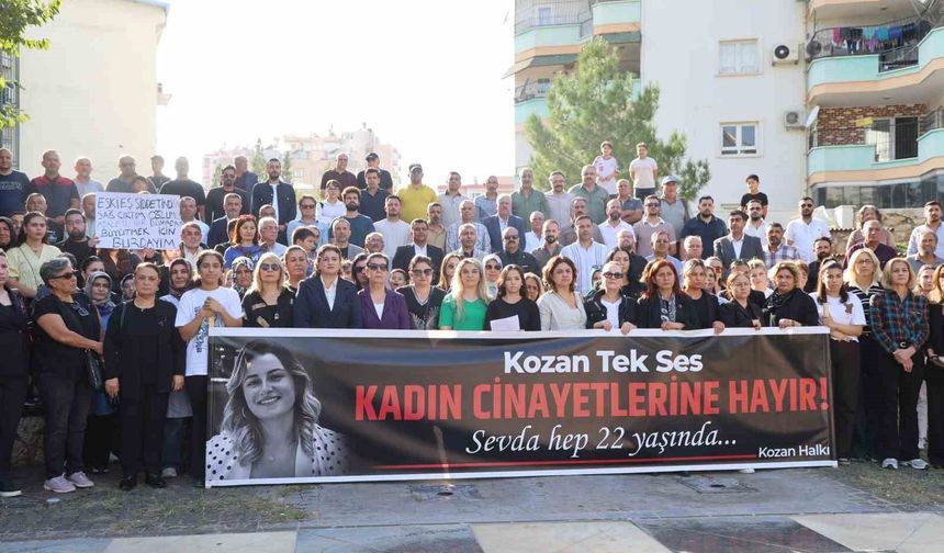 Kozan’da Sevda Dinler İçin Tek Yürek Oldular: “Kadına Şiddete Hayır”