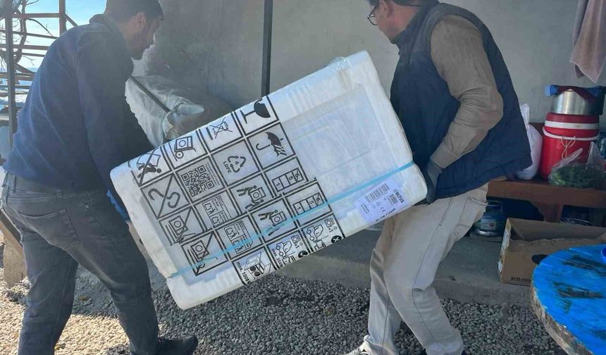Adana’da Yangın Mağdurları İçin Harekete Geçildi: Ekipler Sahada