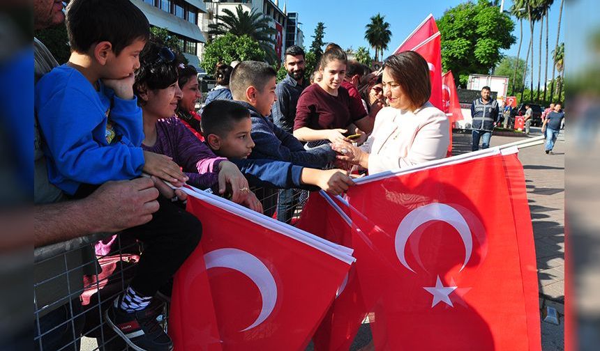 Müzeyyen Şevkin’den 29 Ekim Mesajı: “Cumhuriyetimiz İlelebet Yaşayacaktır”