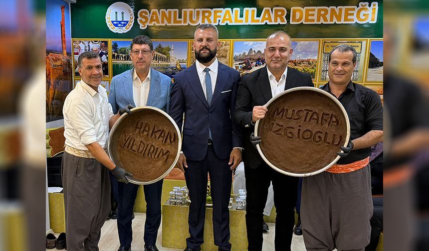 Şanlıurfalılar Derneği’nden Hakan Yıldırım Ve Mustafa İzgioğlu’na Anlamlı Jest