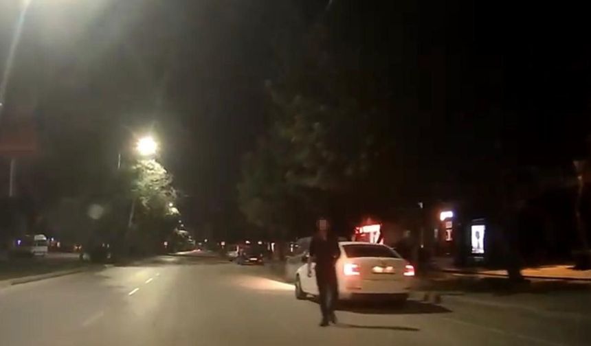 Adana’da Trafikte “Çok Hızlı Geçtin” Dedi, Saldırıya Uğradı!