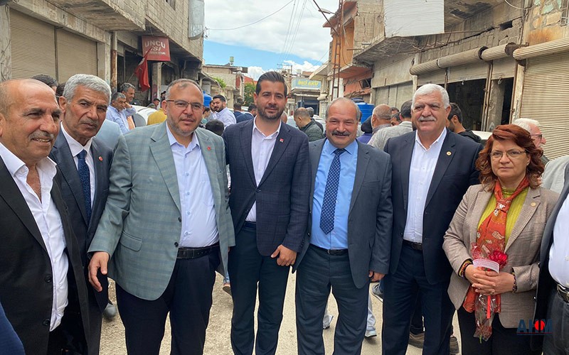 Necmettin Çalışkan "Millet" İçin Çalışıyor, Oy İstiyor