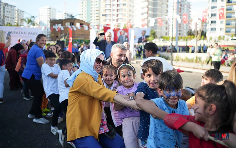 Sarıçam’a Adana’nın ikinci Büyük Parkı Halkın Hizmetinde