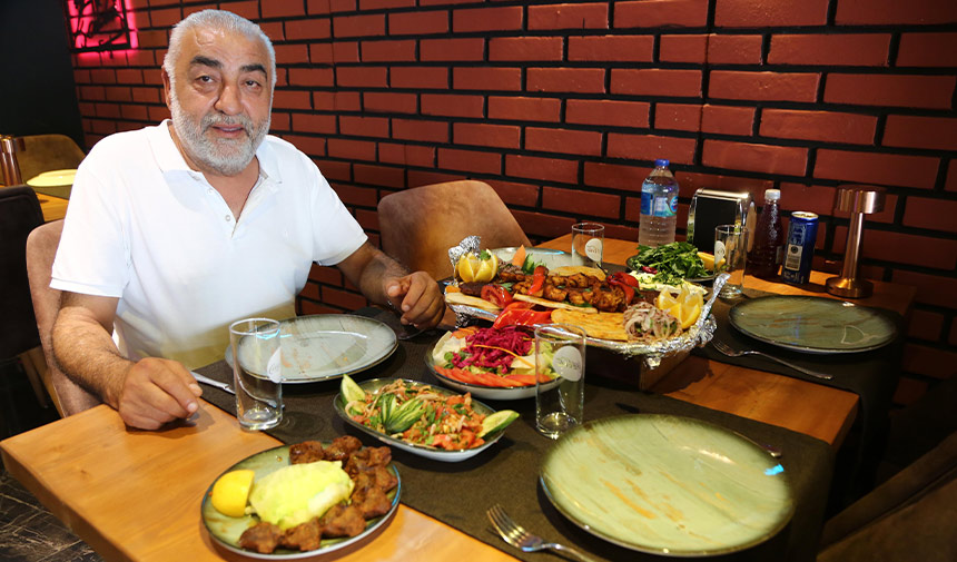 Bi Kadeh Kapak Fotografi
