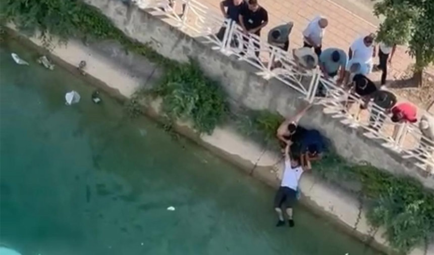 Aractan Cikarilan Adam