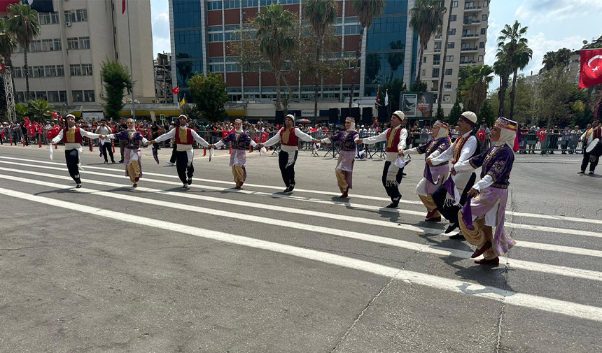 30 Agustos Halk Oyunlari