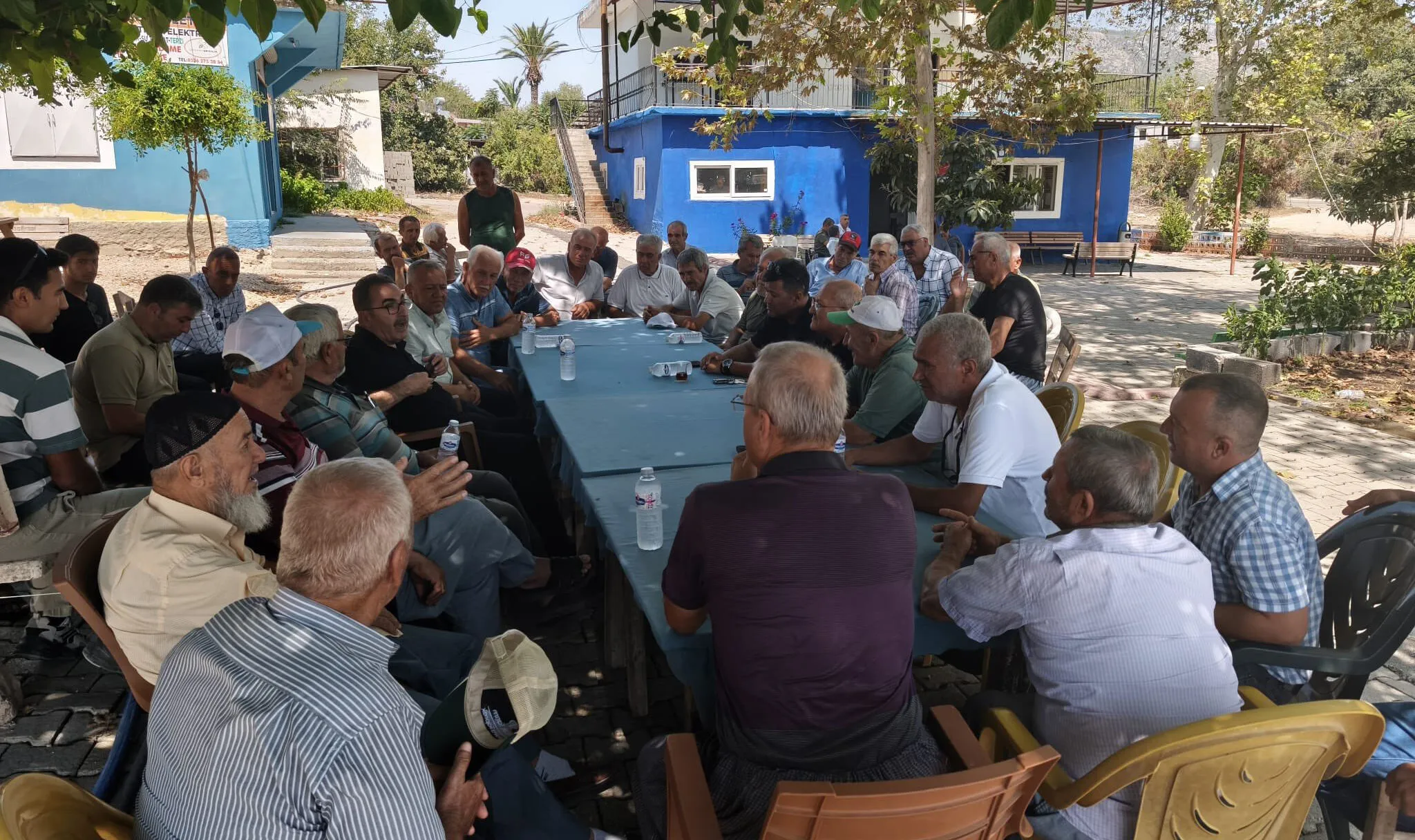 Ak Partili Abdullah Dogru Yuregirde Ciftcilerle Bulustu