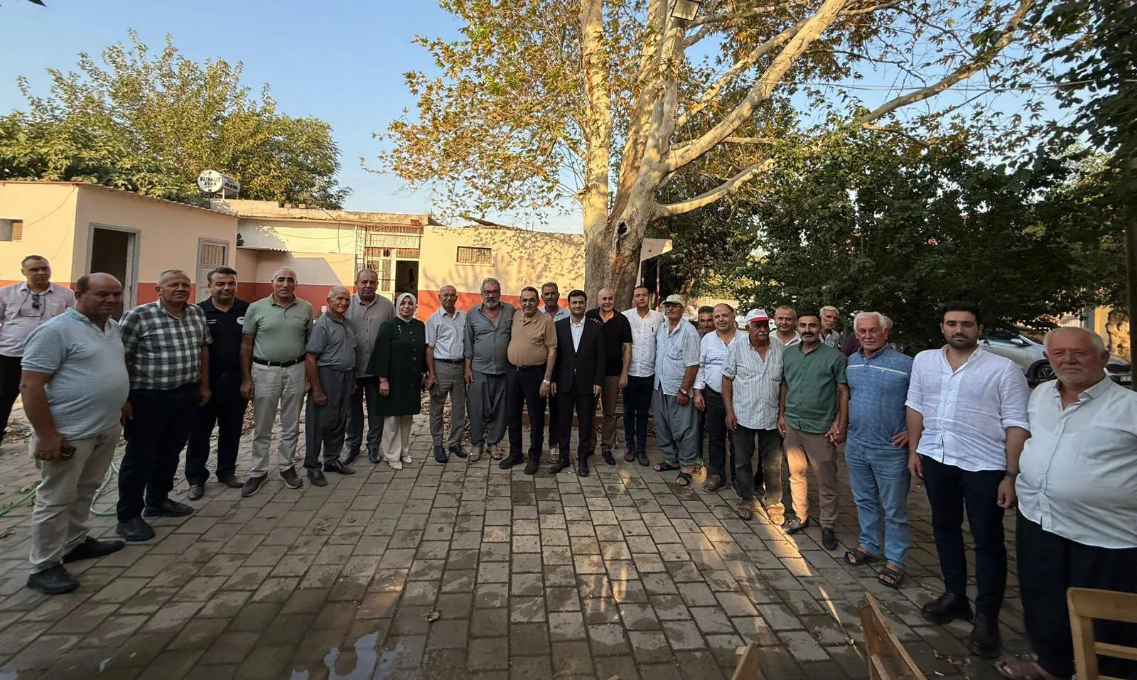 Ak Partili Abdullah Dogru Yuregirde Ciftcilerle Bulustu2