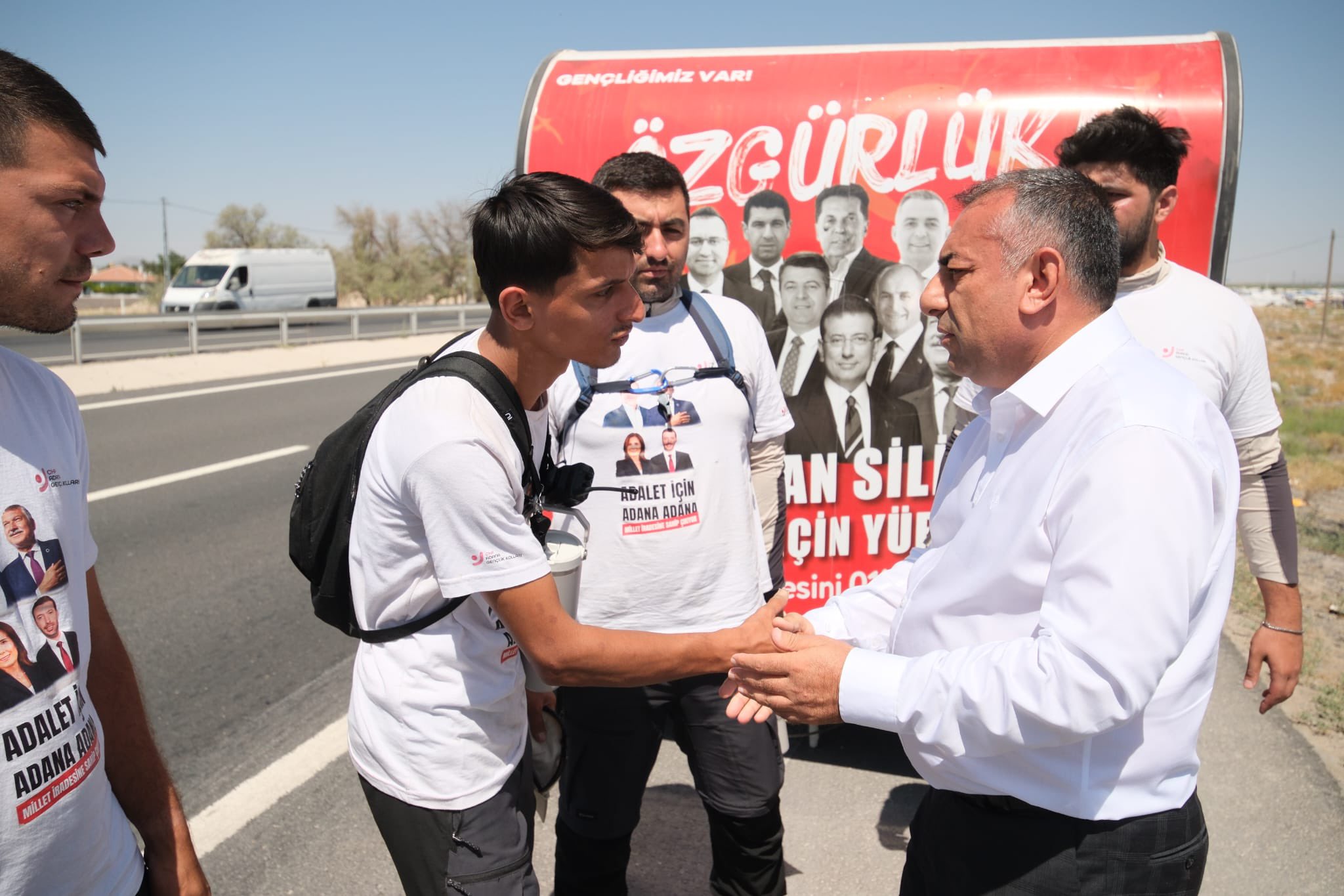 Gyds L J O W0 A A R N D